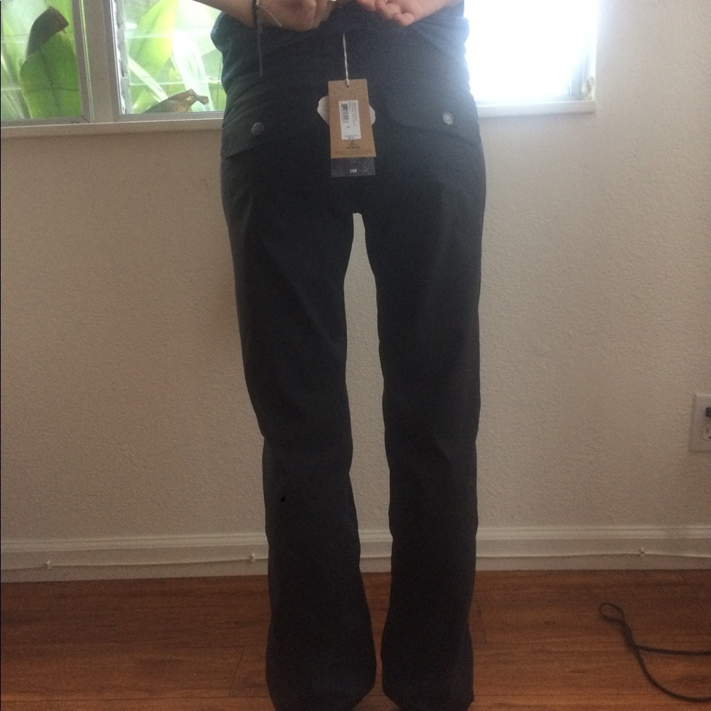NWT prana Halle pant black 30 inseam cargo pockets